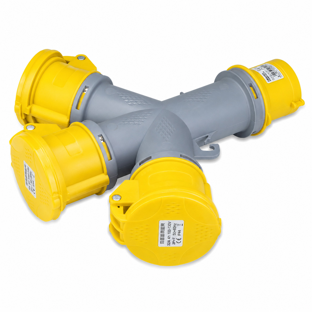 Adapt.Triple 2P+T 32A 110V IP44