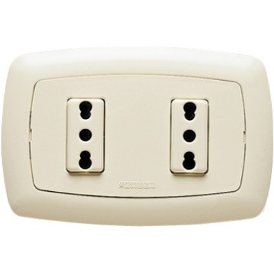 Horizontal 2 poles+earth  socket16A 250V